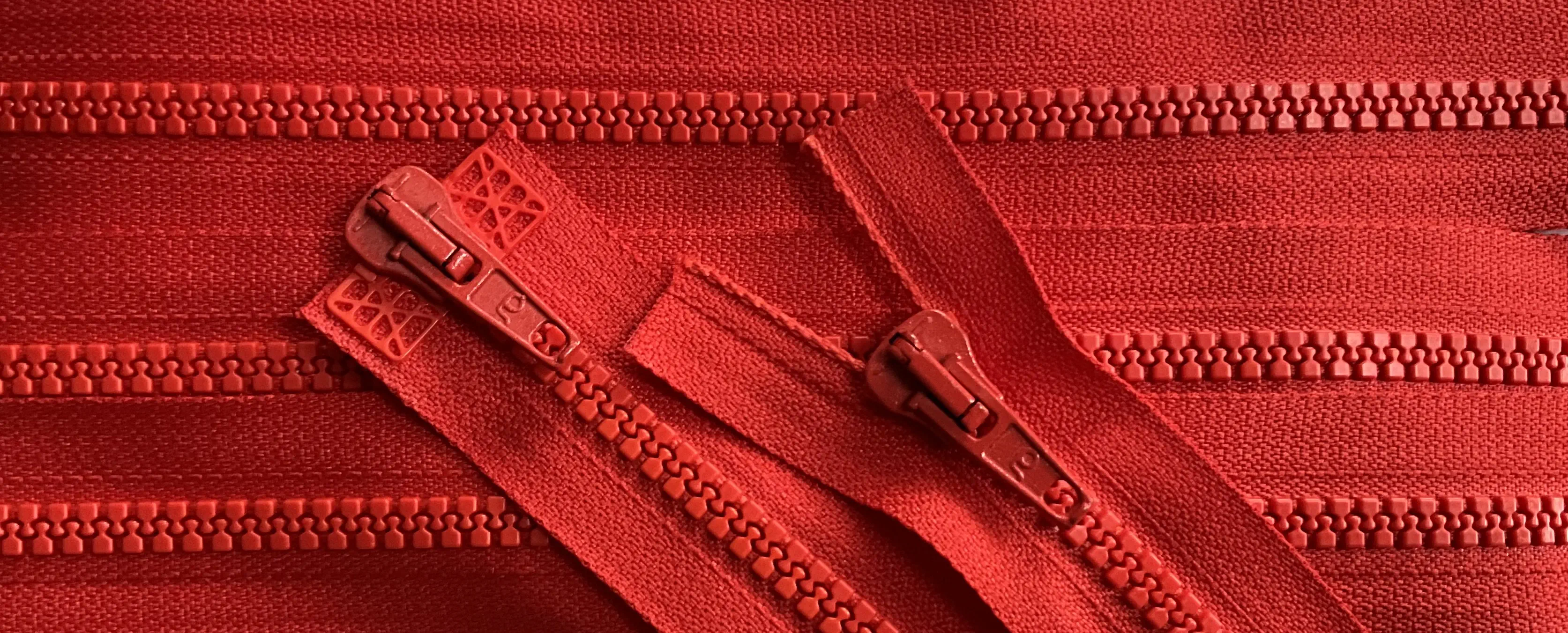 Reißverschluss rot, 056 cm Kunststoff teilbar 2-Wege Krampe R