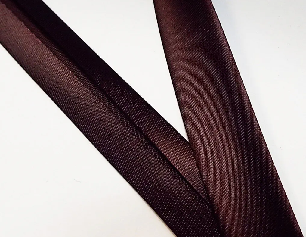 Satinschrägband aubergine 18 mm
