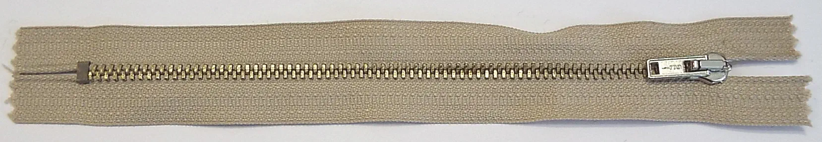 Reißverschluss beige, 016 cm Metall nicht teilbar 4 mm Kette R