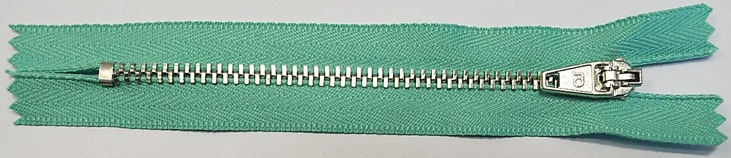 Reißverschluss grün mint, 012 cm Metall nicht teilbar 4 mm Kette
