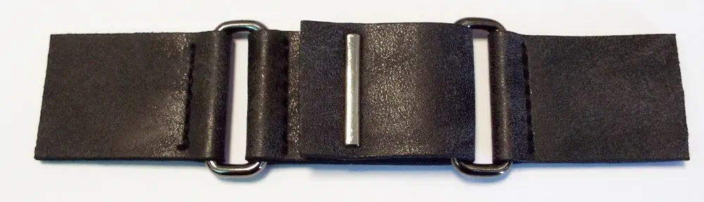 Bekleidungsverschluß antike Leder - Optik mit Druckknopf schwarz 140 x 30