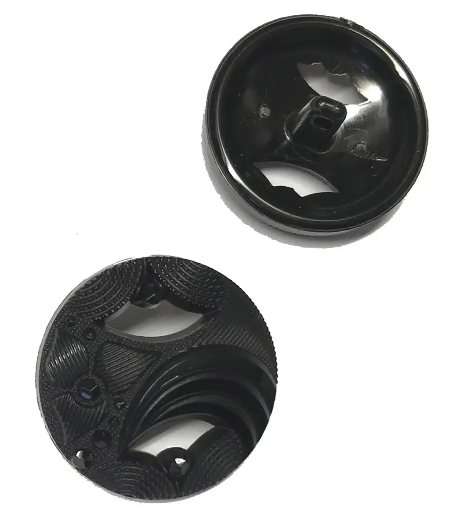 Knopf 28 mm schwarz mit Durchbruch