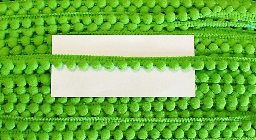 Pomponborte 10 mm apfelgrün