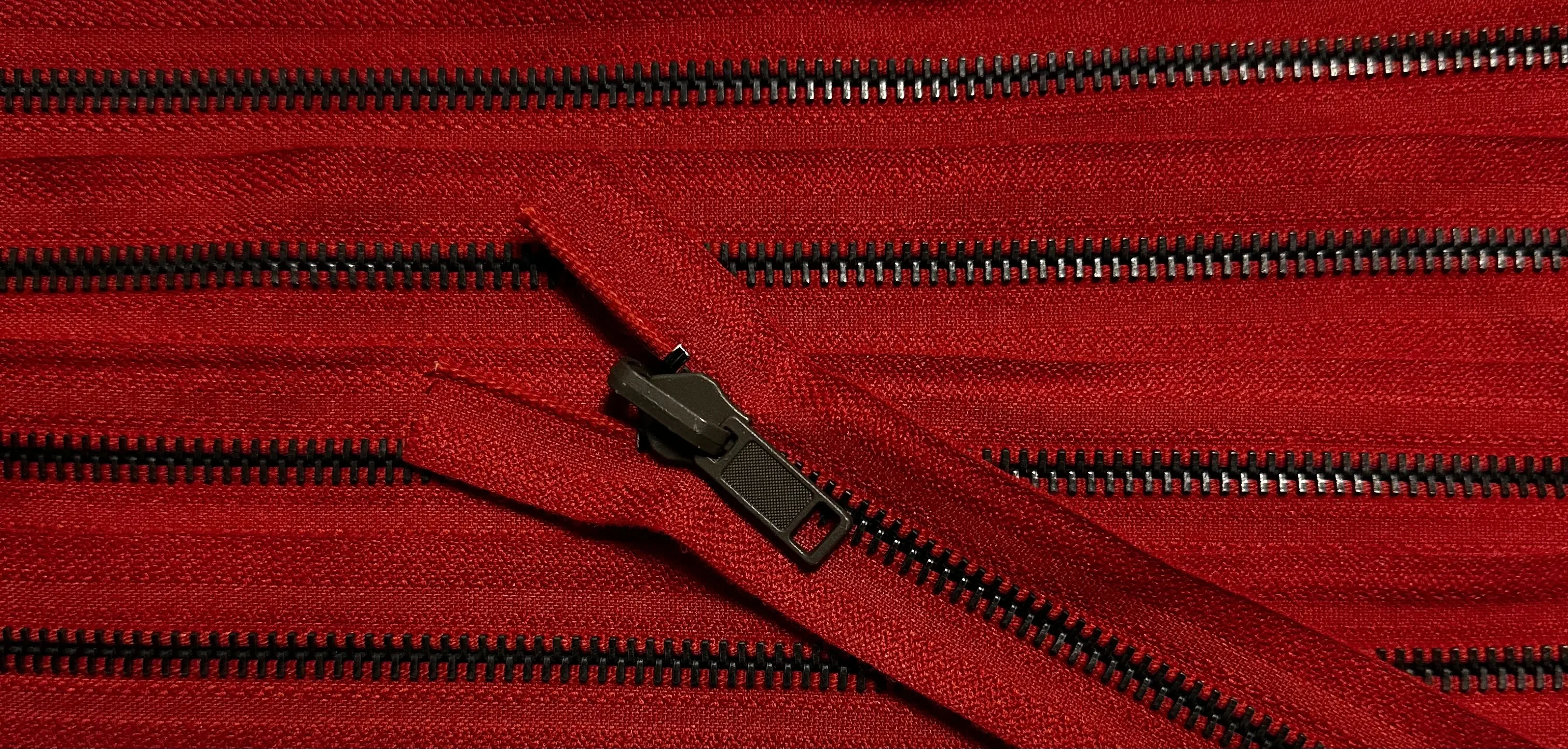 Reißverschluss rot dunkel, 098 cm Metall Wende teilbar