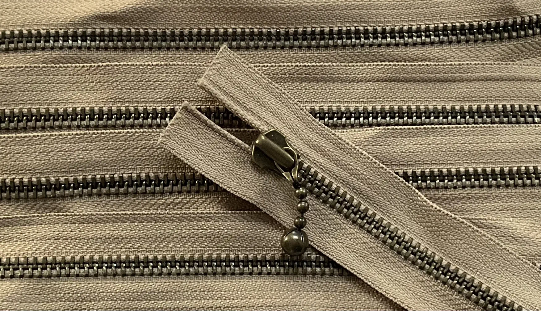 Reißverschluss beige, 100 cm Metall teilbar