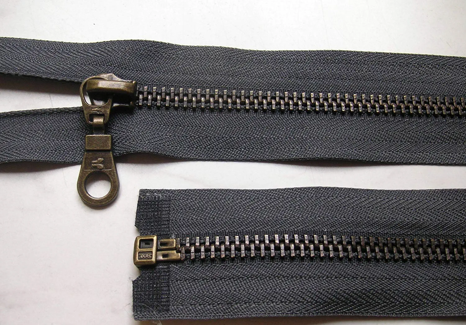 Reißverschluss grau dunkel, 050 cm Metall teilbar