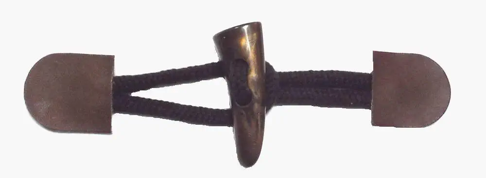 Knebelverschluß dunkelbraun  Kunstleder 150 mm x 30 mm