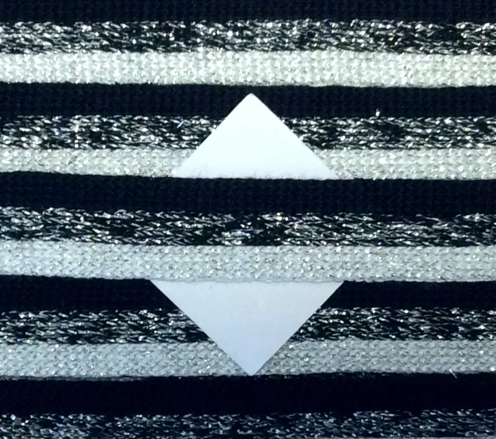 Band mit Lurex 17 mm schwarz/grau/weiß