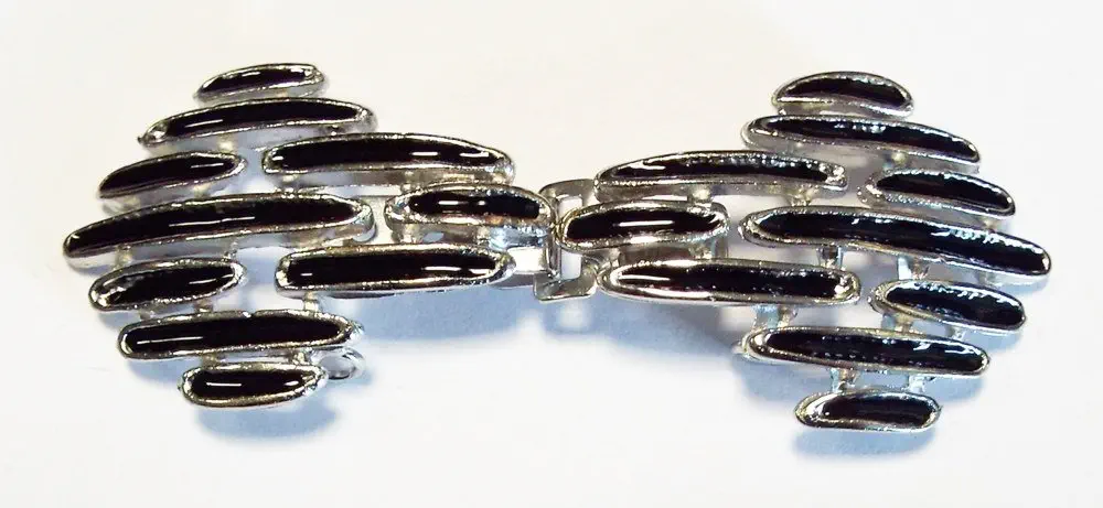 Bekleidungsverschluß silber / schwarz zum einhaken 60 x 23 mm