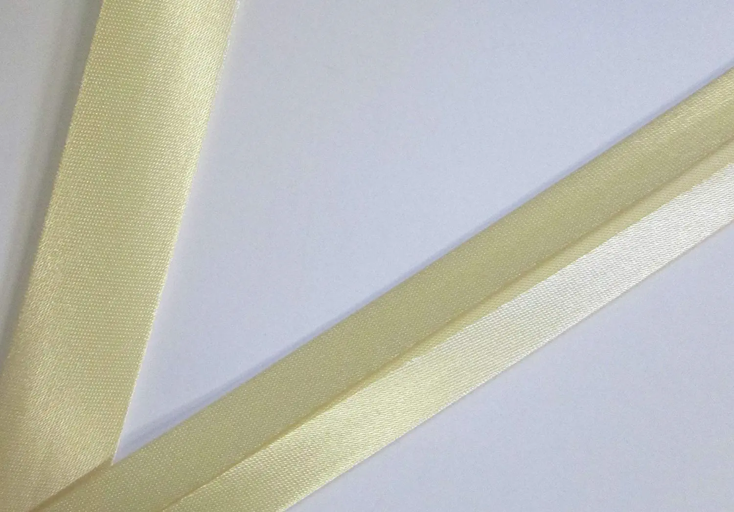 Satinschrägband helles beige 20 mm