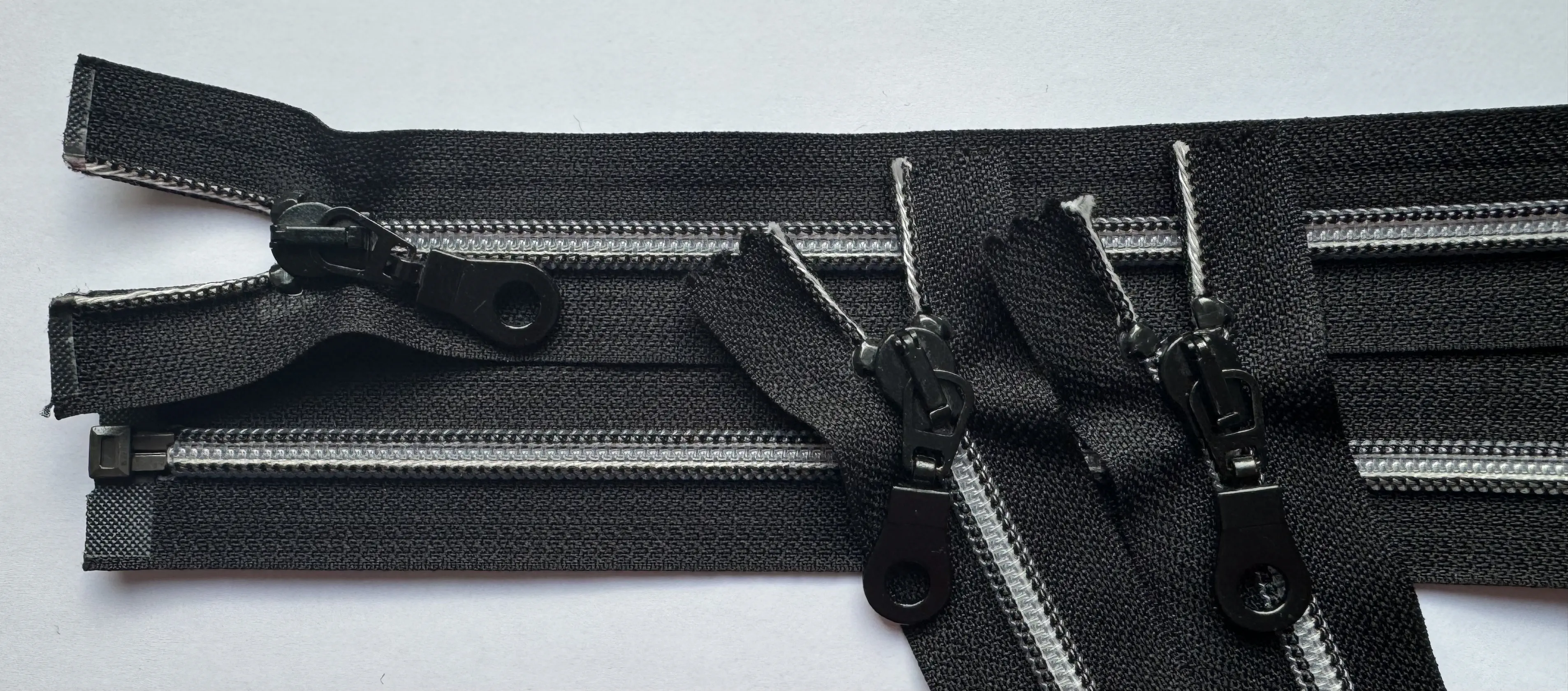 1 Set  RV schwarz, 072 cm Kunststoff teilbar Spirale + 2 RV schwarz, 018 cm nicht teilbar R