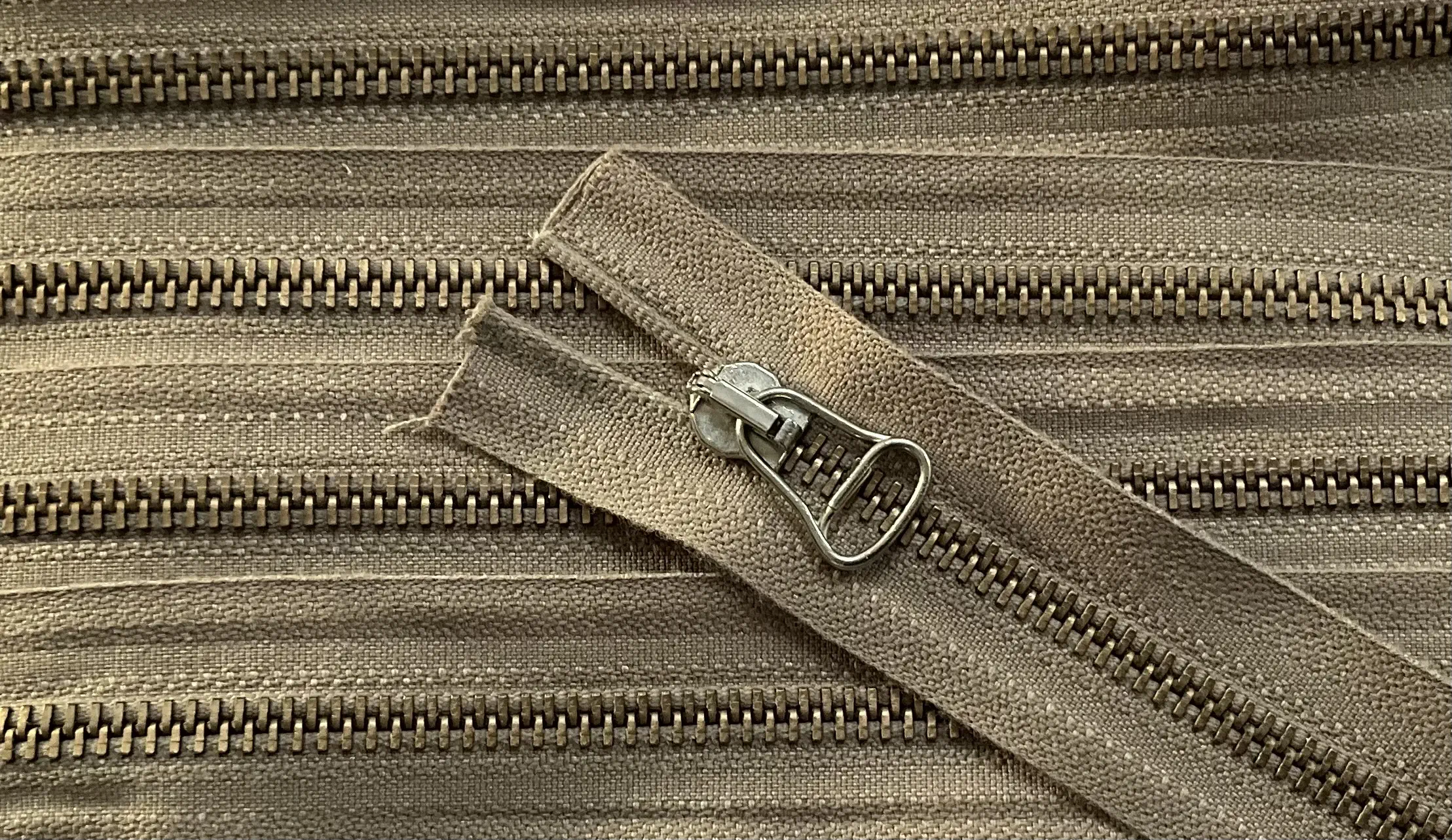 Reißverschluss beige dunkel, 100 cm Metall teilbar