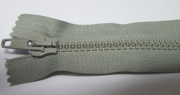 RV grau 046 cm Kunststoff teilbar