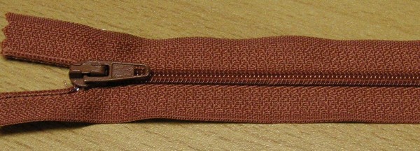 RV braun rostbraun, 040 cm Kunststoff nicht teilbar