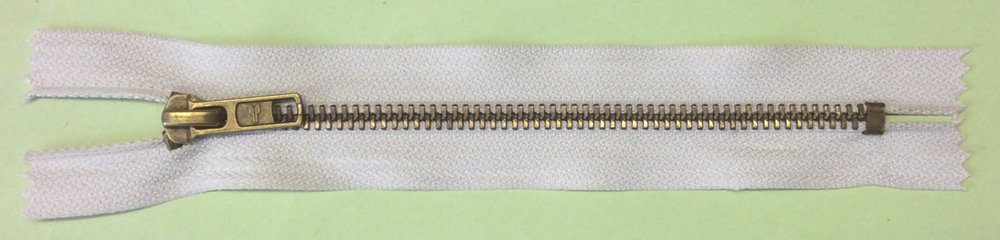 Grau Metall Reißverschluss silberner Kette 5 mm von 16-500 cm nicht teilbar 